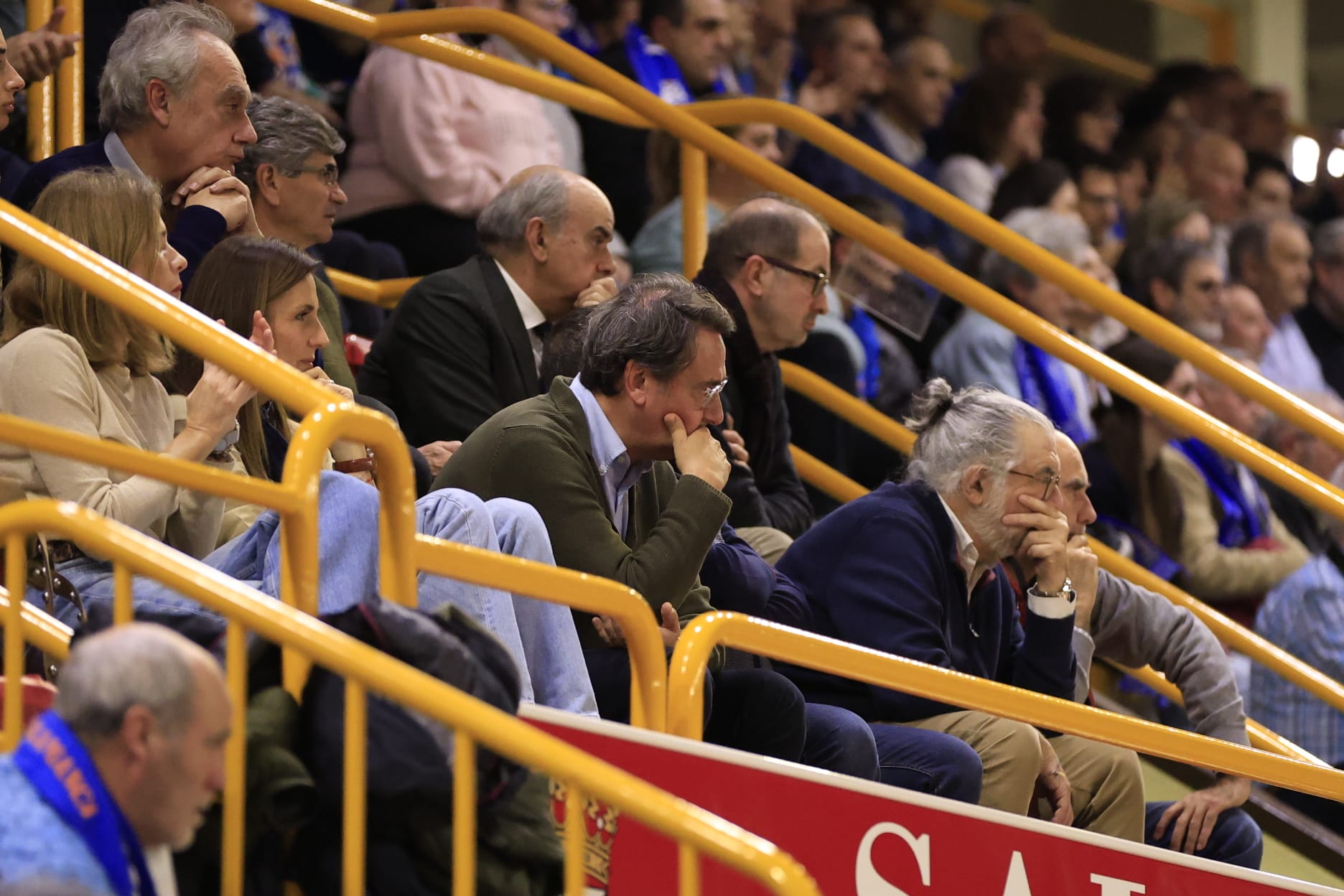 Sonora pitada para el poco deportivo Bourges Basket ante Avenida