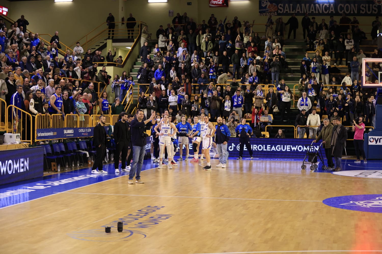 Sonora pitada para el poco deportivo Bourges Basket ante Avenida