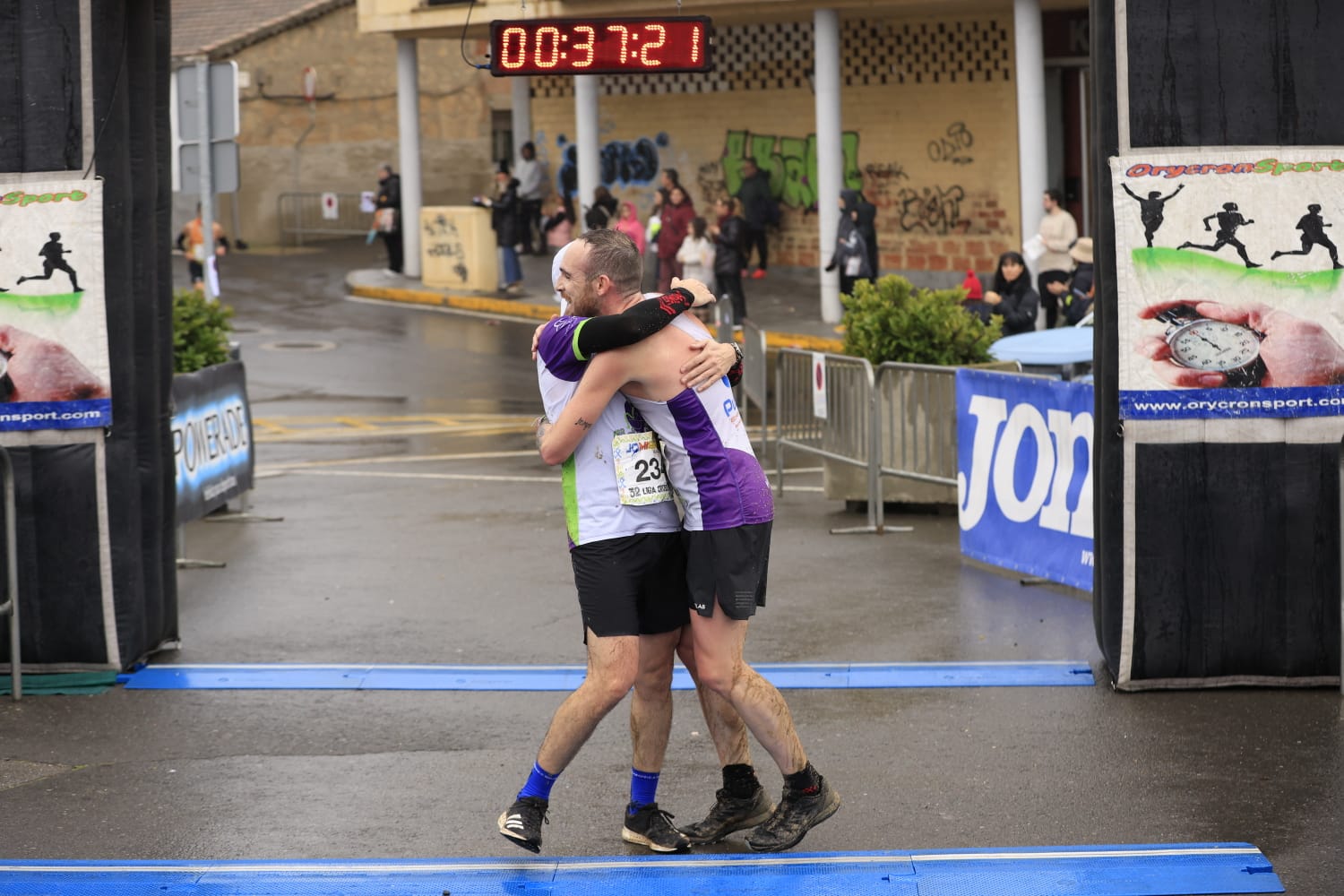 Verónica Sánchez y Miguel Ángel Martín, vencedores de la Liga de Cross Cabrerizos