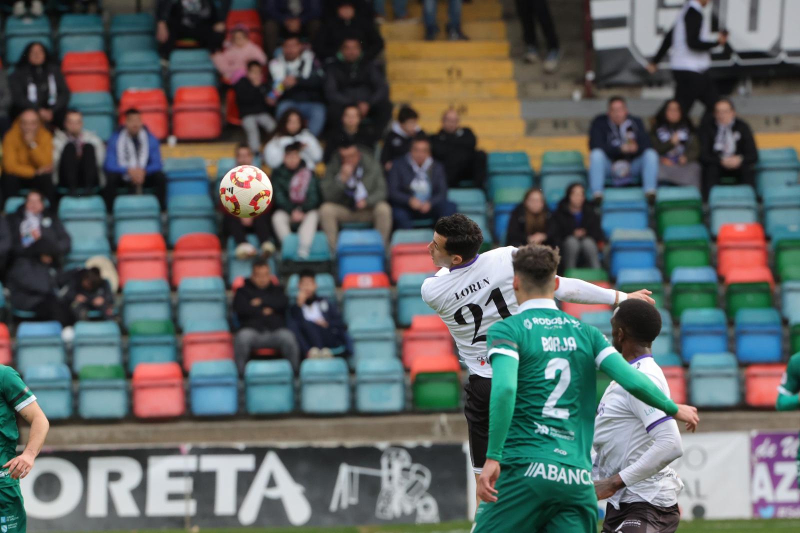 En imágenes, la victoria del Salamanca UDS ante el Coruxo (3-0)