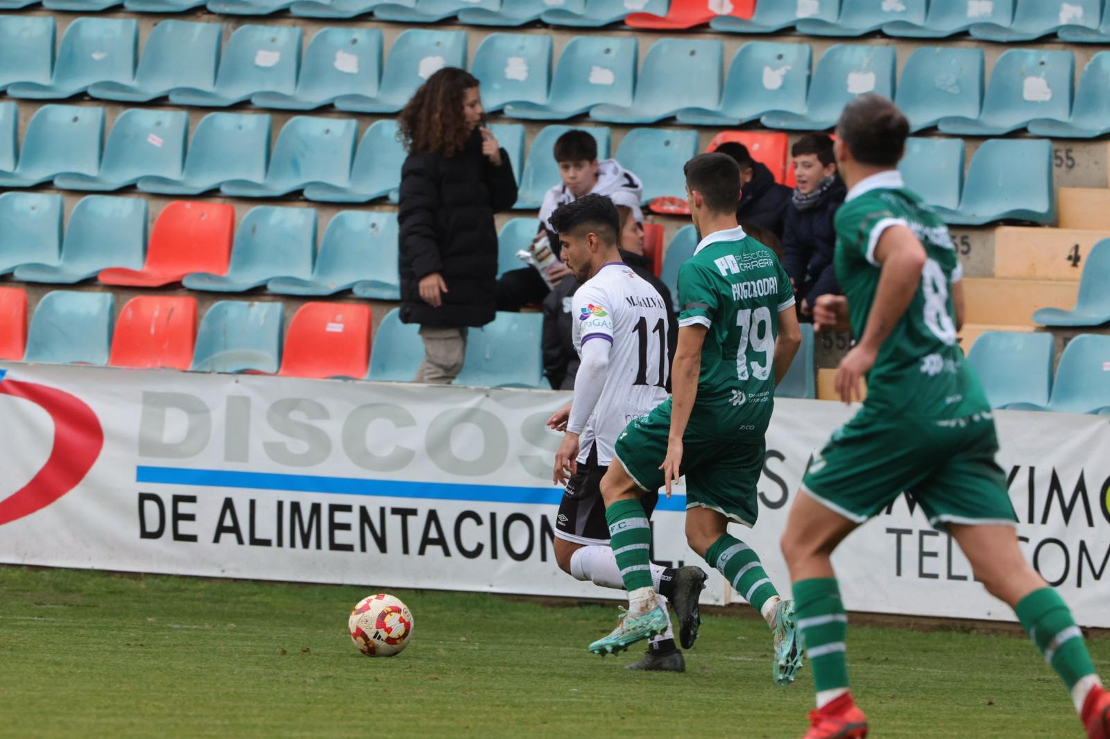 En imágenes, la victoria del Salamanca UDS ante el Coruxo (3-0)