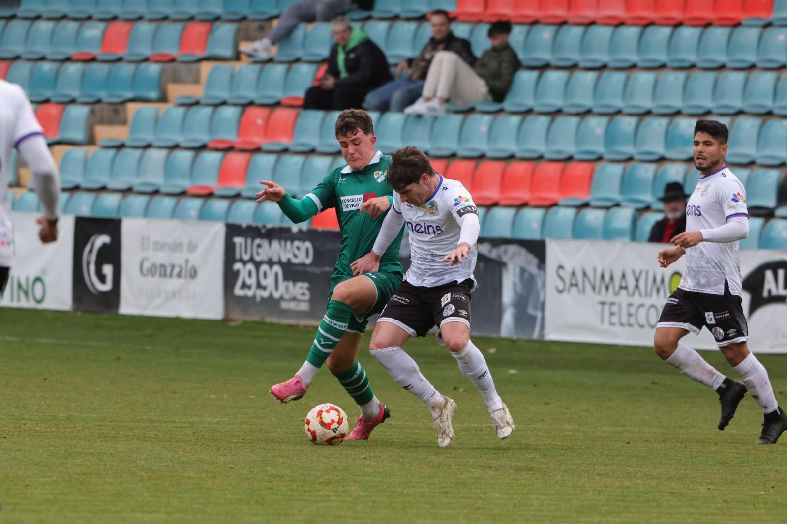 En imágenes, la victoria del Salamanca UDS ante el Coruxo (3-0)