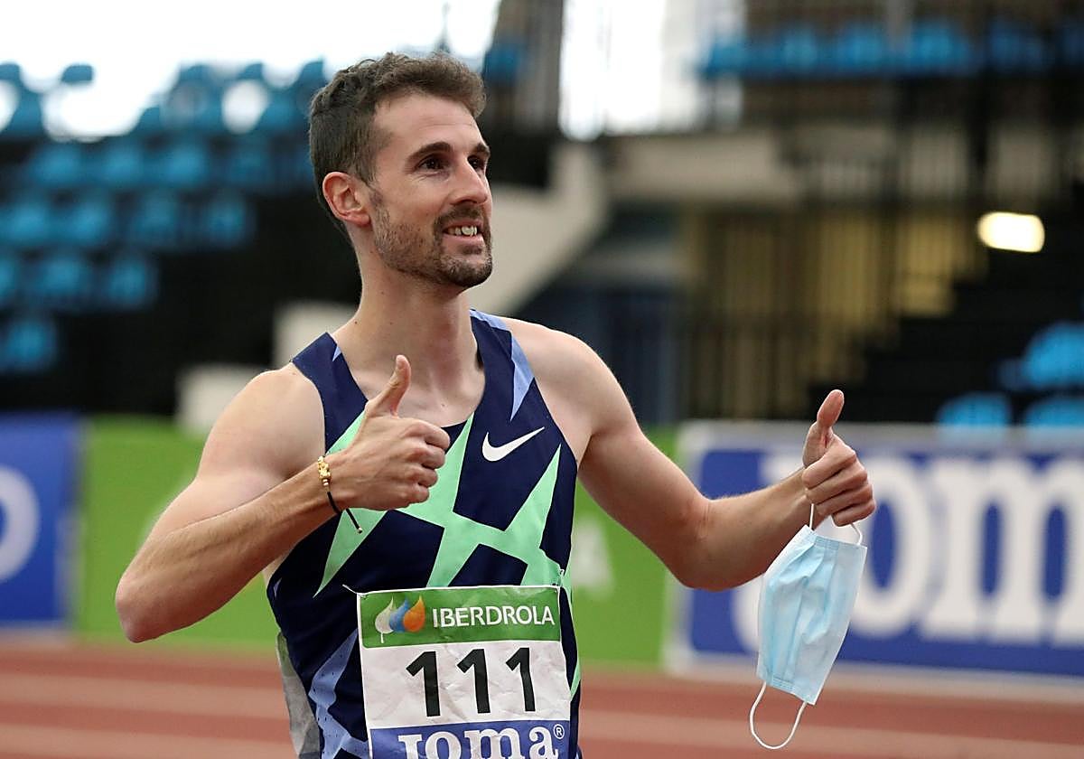 Álvaro de Arriba vuelve a la final de 'su' 800 para una carrera de figuras
