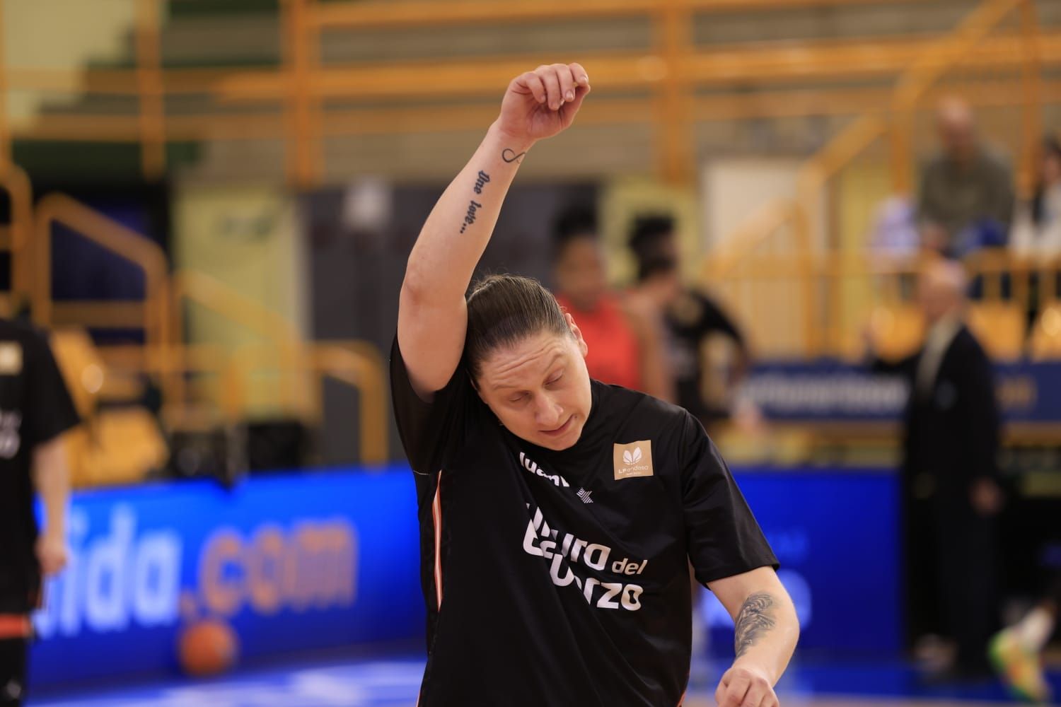 Victoria de campeón de Perfumerías Avenida frente a Valencia Basket