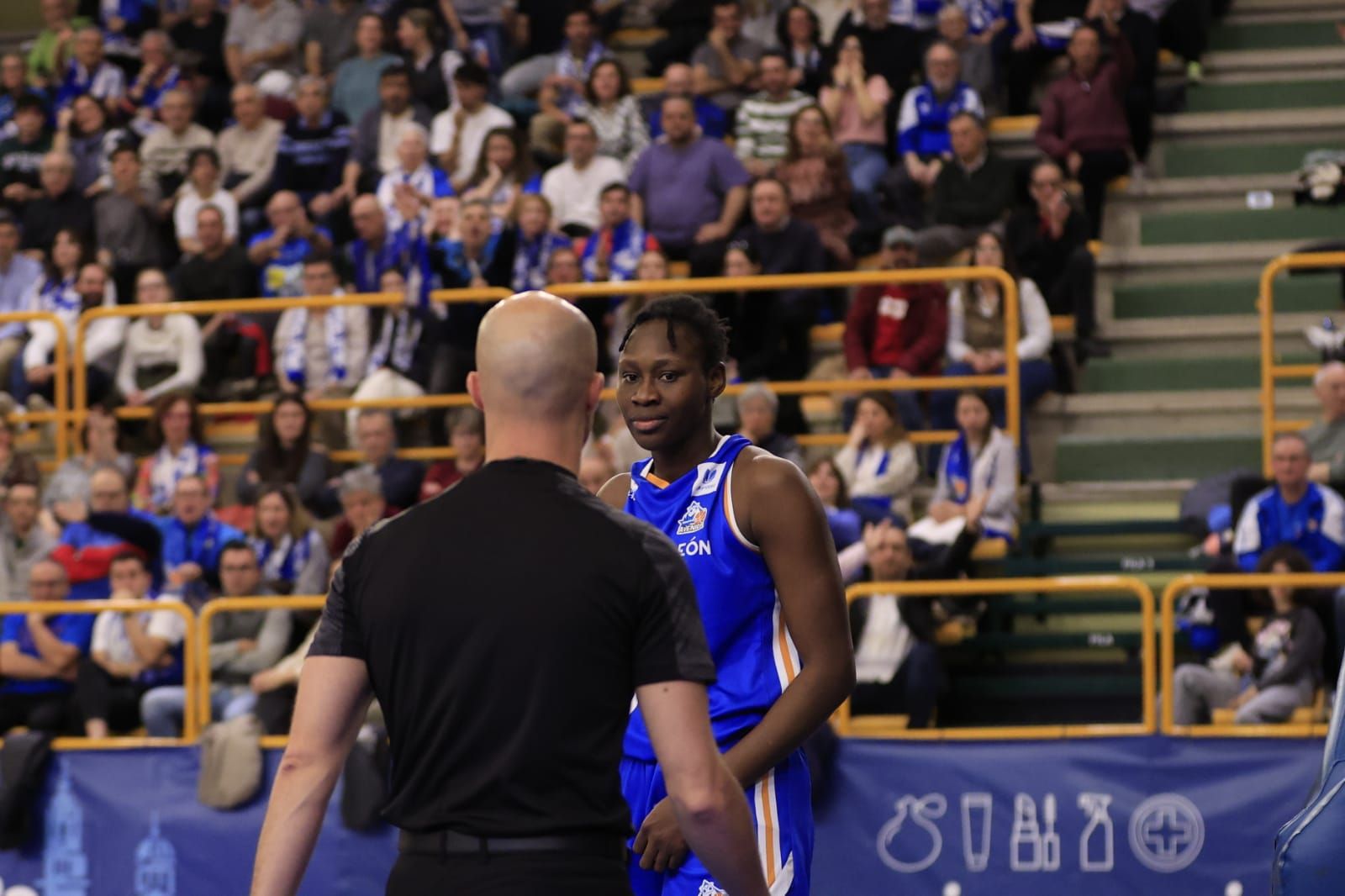 Victoria de campeón de Perfumerías Avenida frente a Valencia Basket