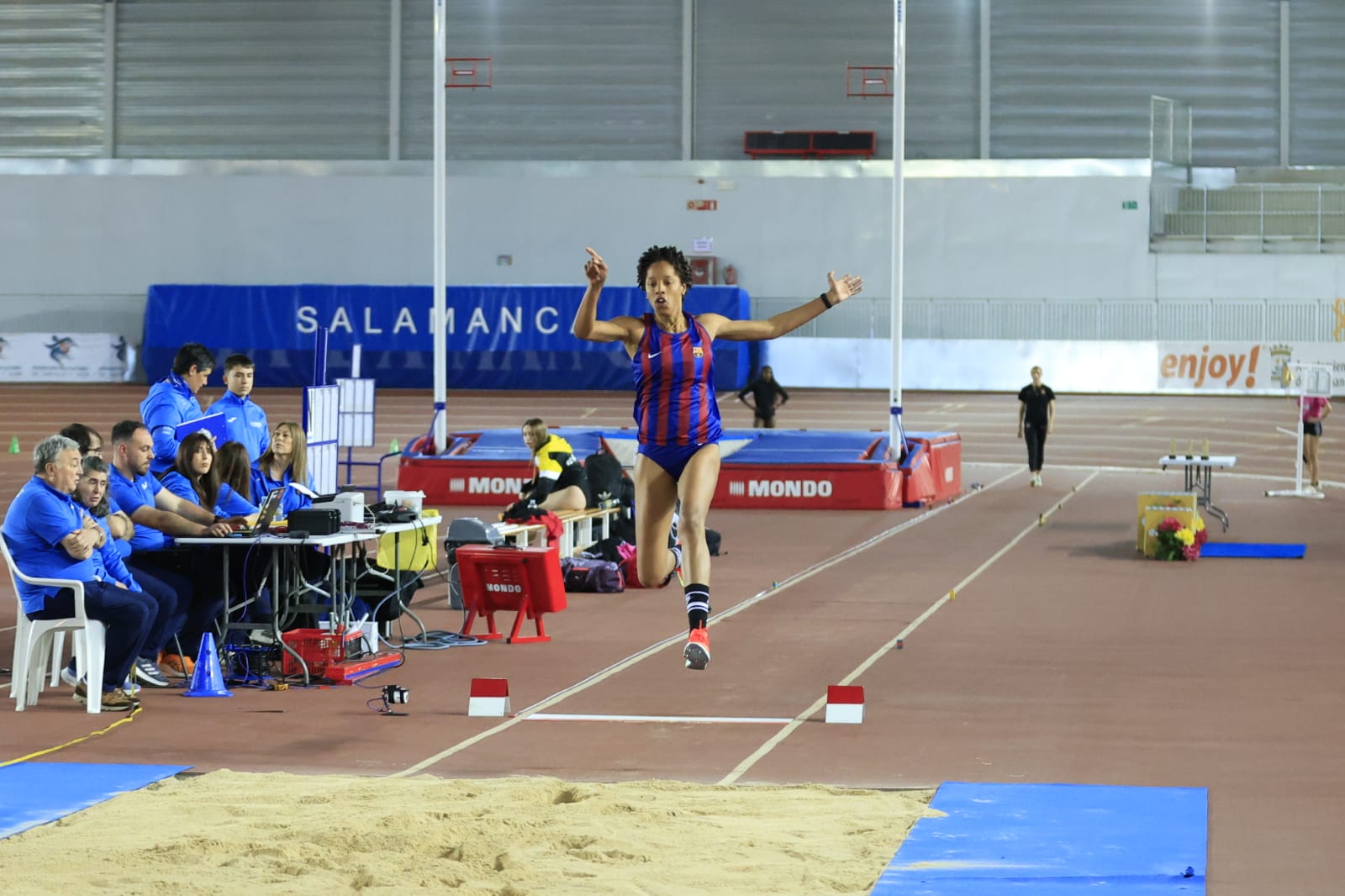 En imágenes, el I Trofeo de Atletismo Ciudad de Salamanca en Pista Cubierta