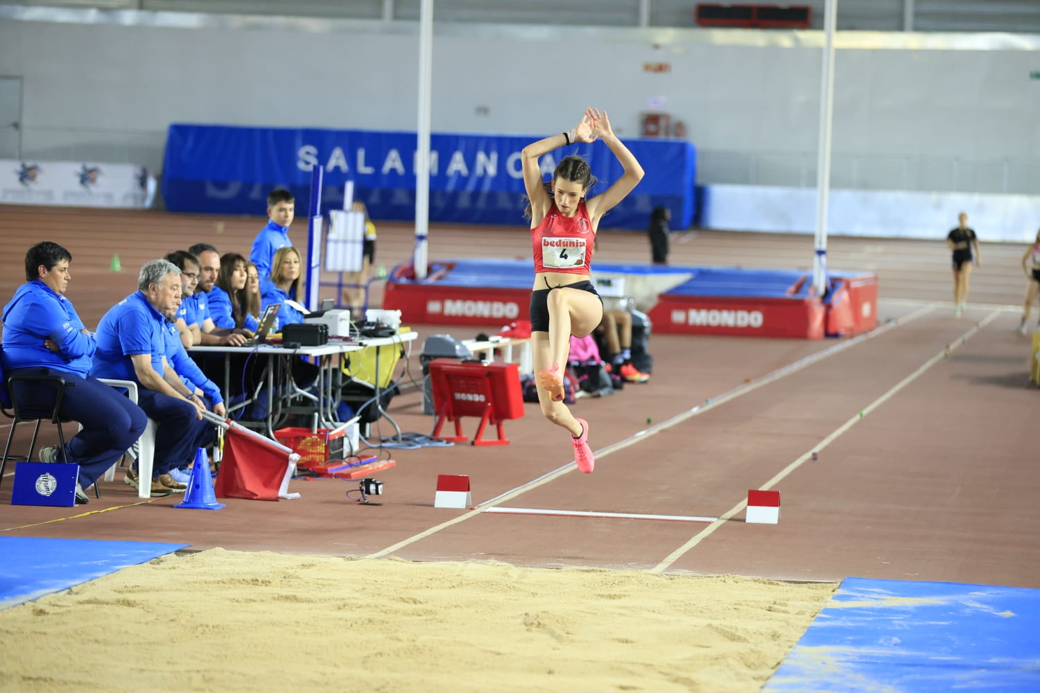 En imágenes, el I Trofeo de Atletismo Ciudad de Salamanca en Pista Cubierta