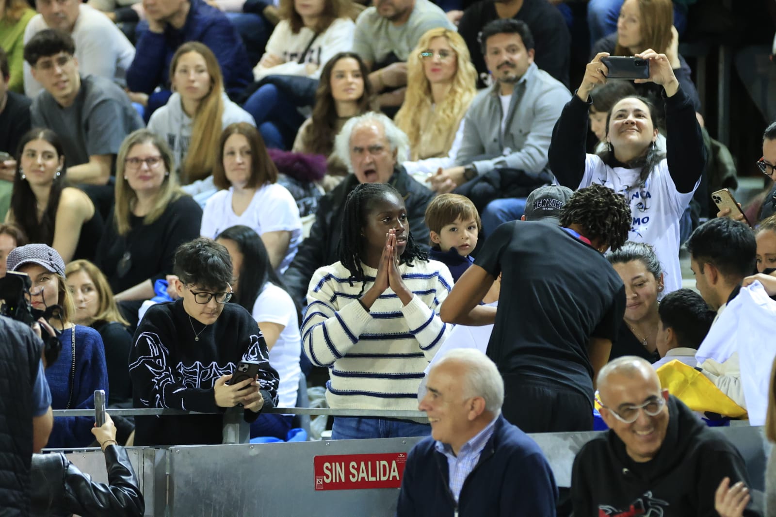 En imágenes, el I Trofeo de Atletismo Ciudad de Salamanca en Pista Cubierta