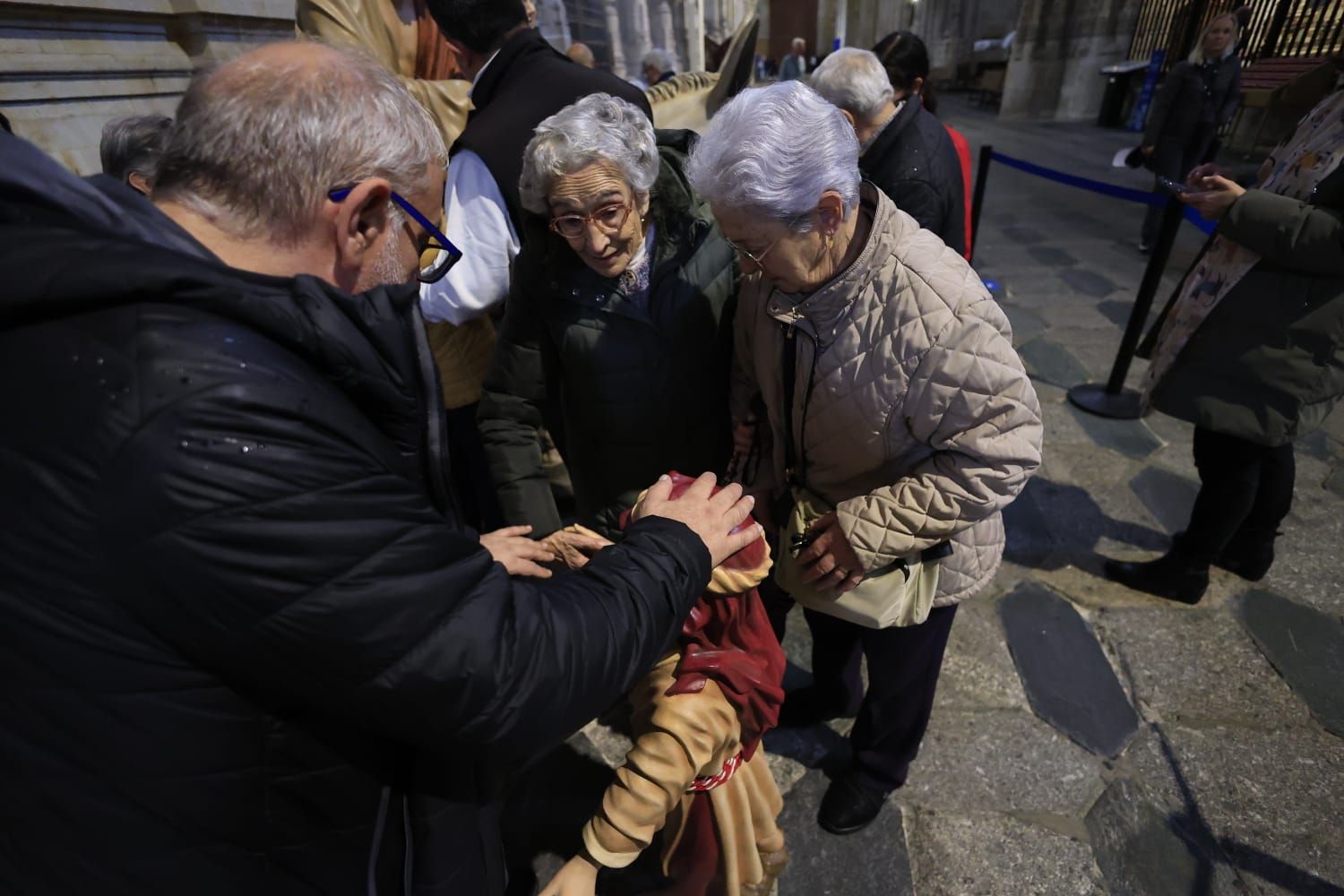 «Sentir con las manos», una jornada para acercar la Semana Santa a través del tacto