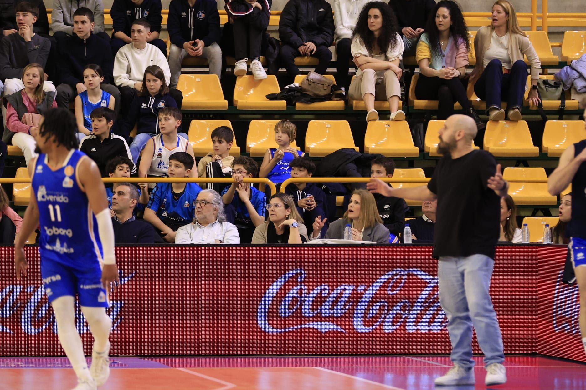 En imágenes la derrota de Avenida Xoborg ante el Peixe Galego