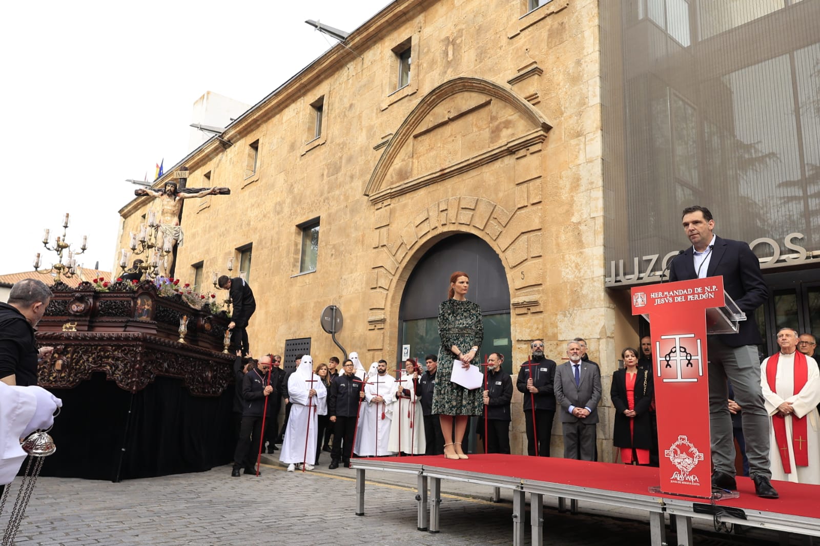 El nuevo paso de Jesús del Perdón se estrena sin indulto