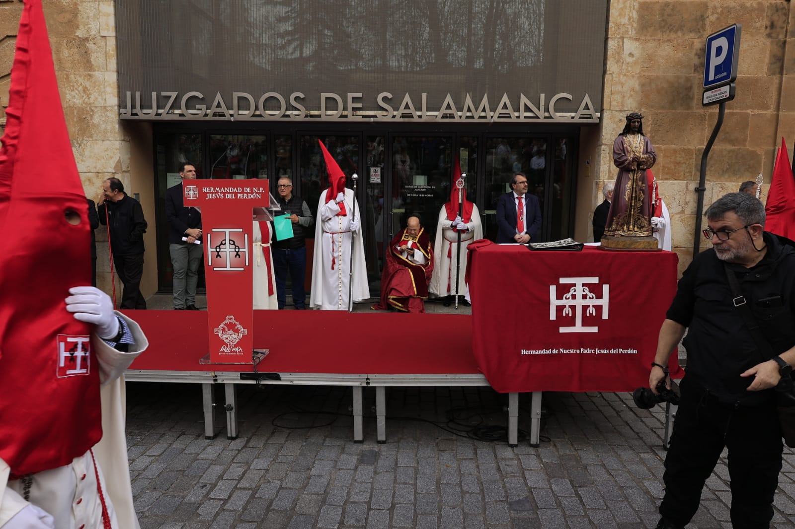 El nuevo paso de Jesús del Perdón se estrena sin indulto