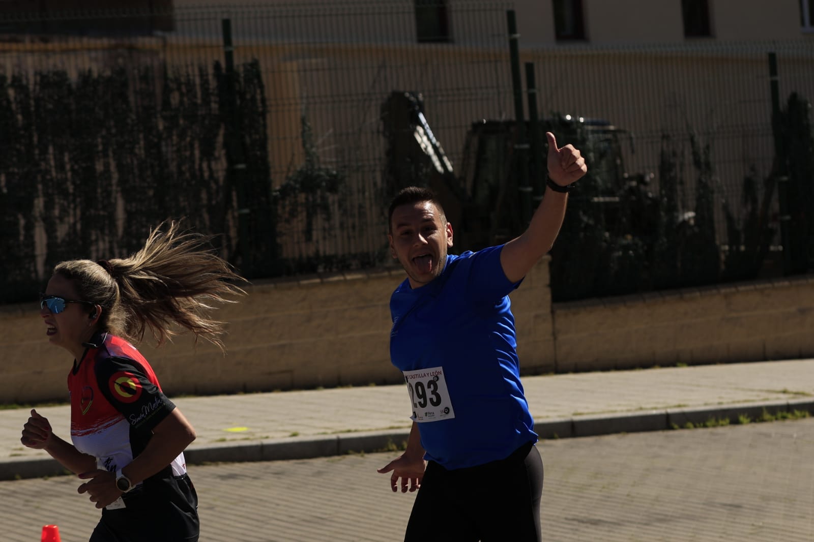 La Carrera y marcha por el Día de Castilla y León de Salamanca, en imágenes