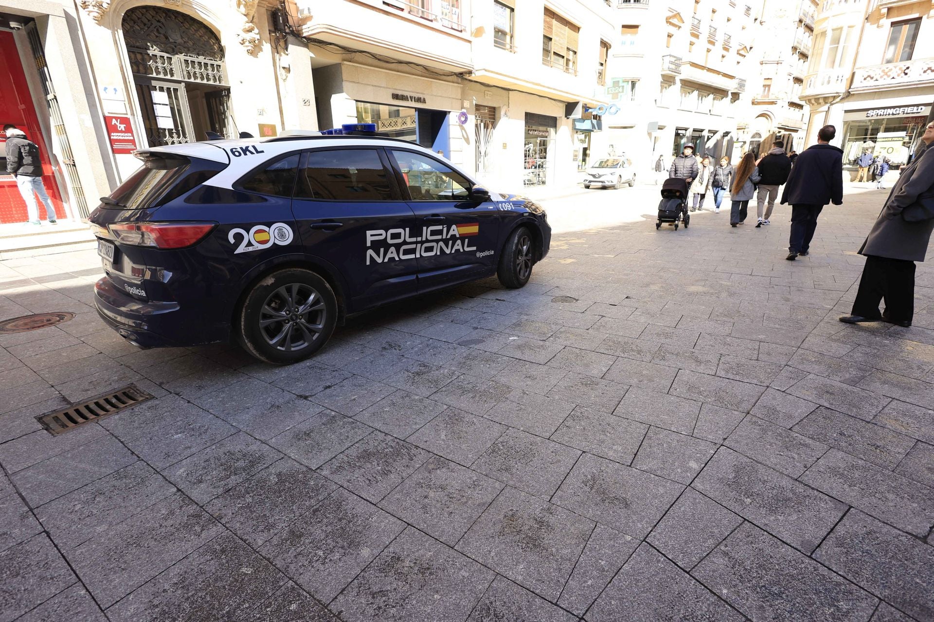 La técnica de una ladrona habitual en Salamanca para robar mil euros en ropa
