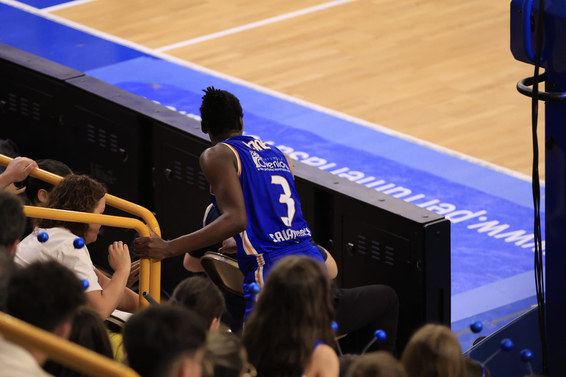 Lleno absoluto en Würzburg para el primer Avenida-Valencia de semifinales