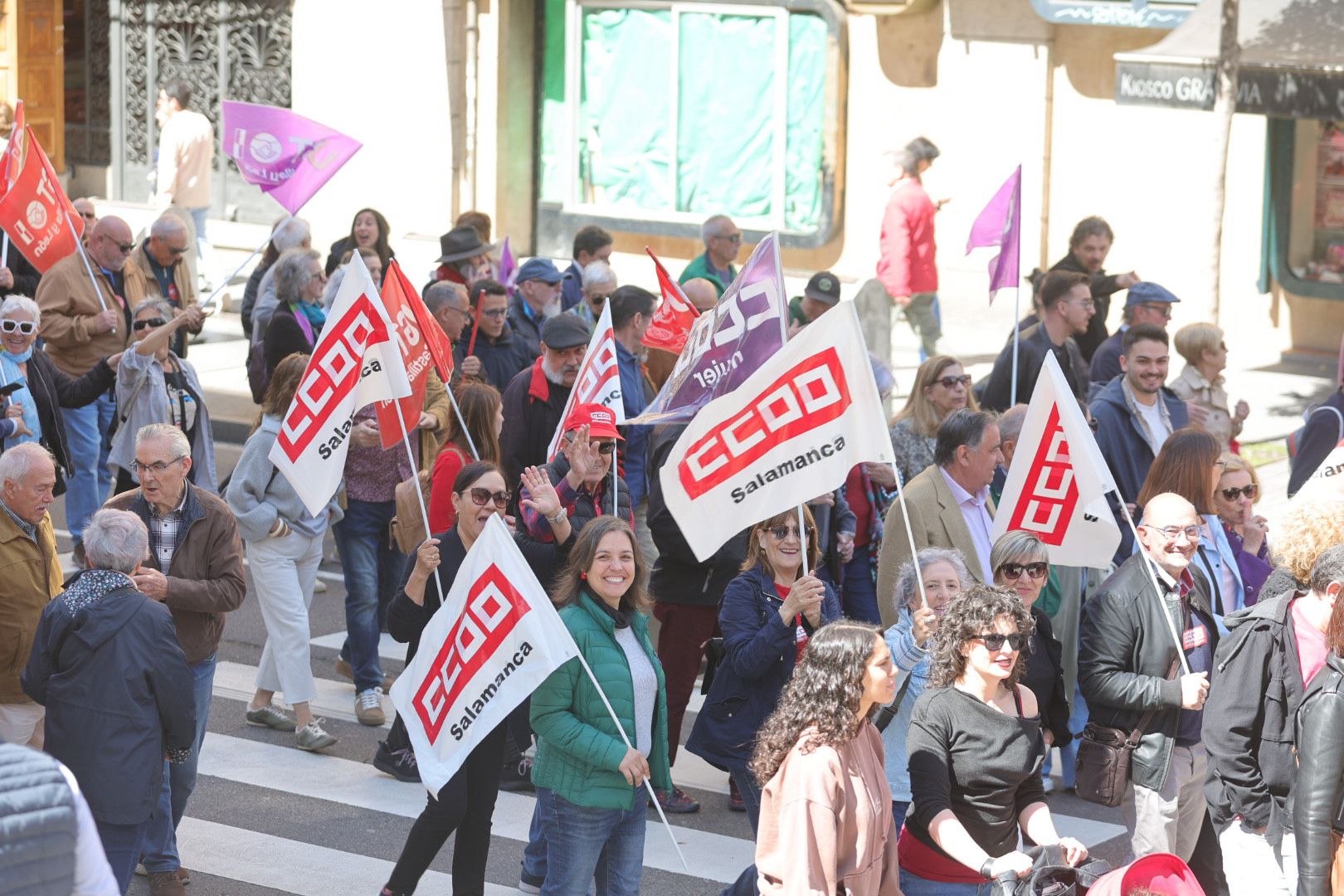 2.500 personas claman en Salamanca por los derechos de los trabajadores