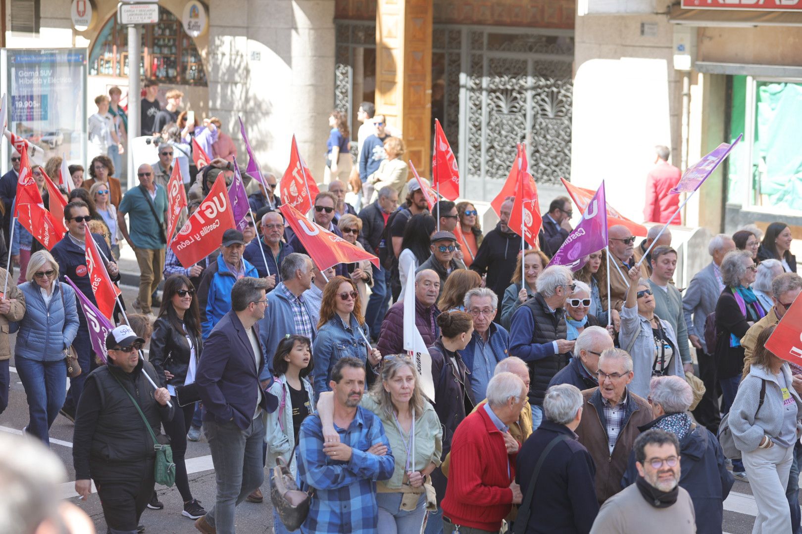 2.500 personas claman en Salamanca por los derechos de los trabajadores