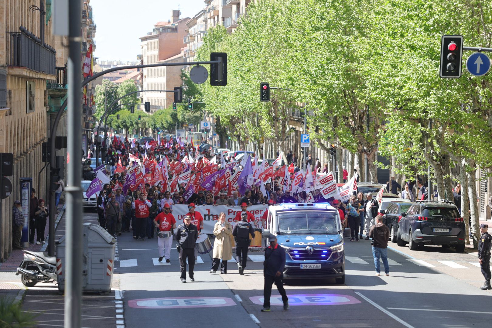 2.500 personas claman en Salamanca por los derechos de los trabajadores