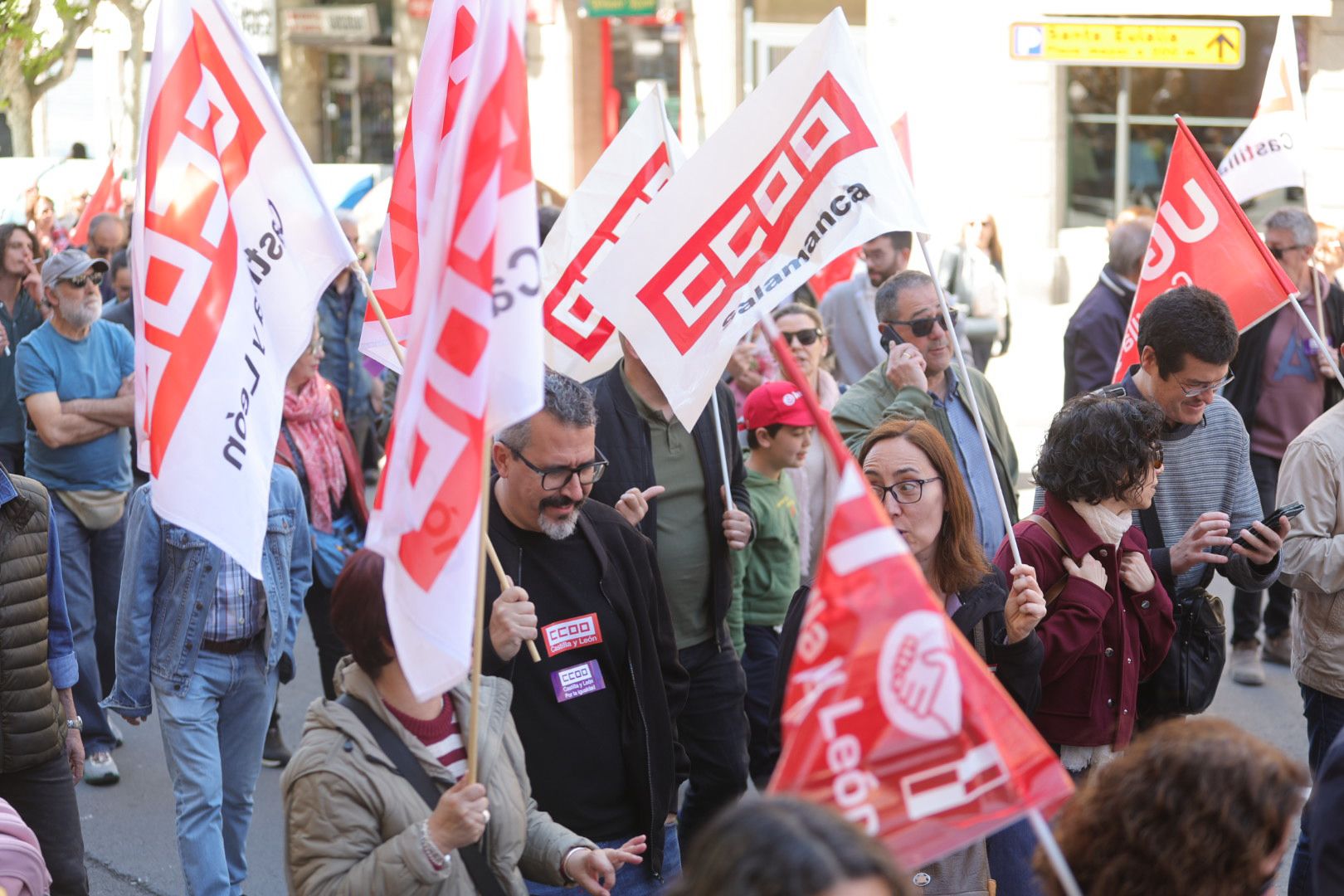 2.500 personas claman en Salamanca por los derechos de los trabajadores