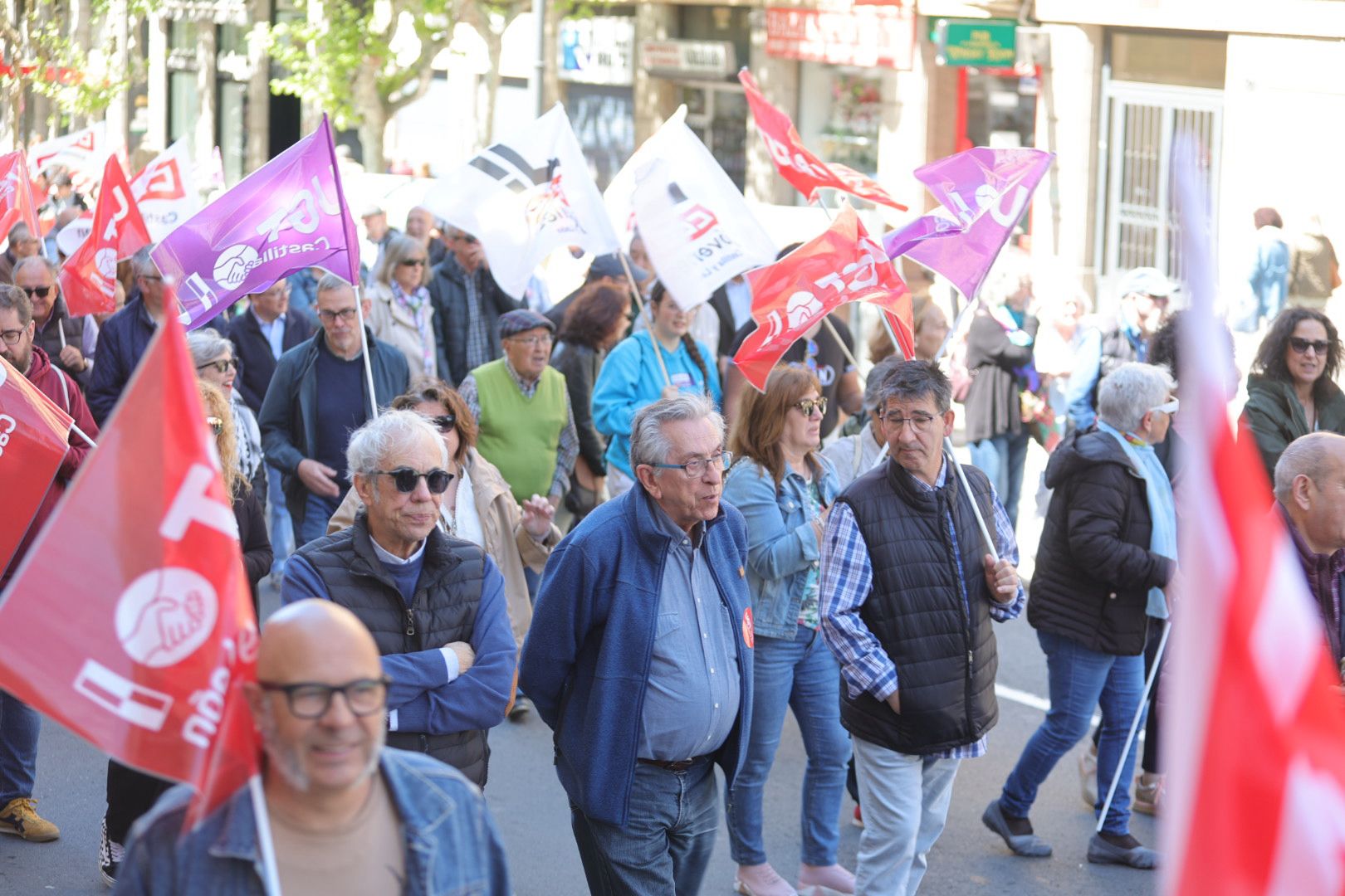 2.500 personas claman en Salamanca por los derechos de los trabajadores