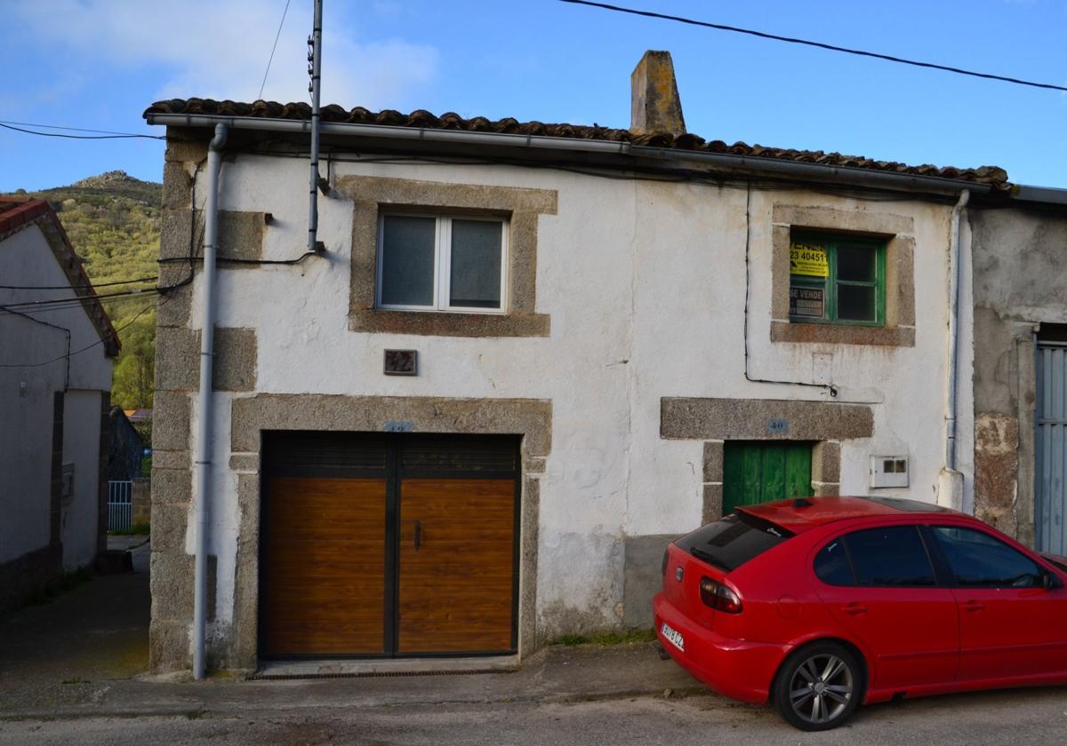 La casa con lagar en venta en un pueblo de Salamanca que fue posta del correo a caballo