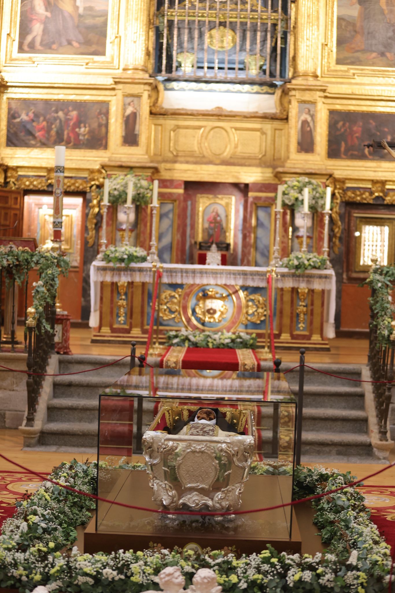 La exposición de Santa Teresa en Alba de Tormes, en imágenes