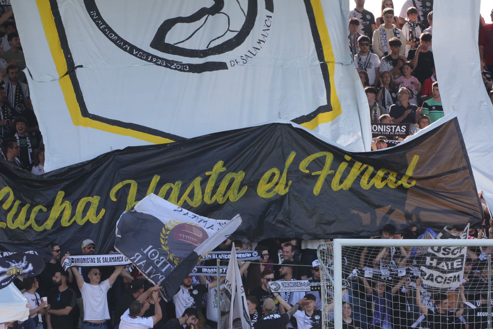 Unionistas-Tarazona en la grada: llenazo, desmayo y una afición volcada