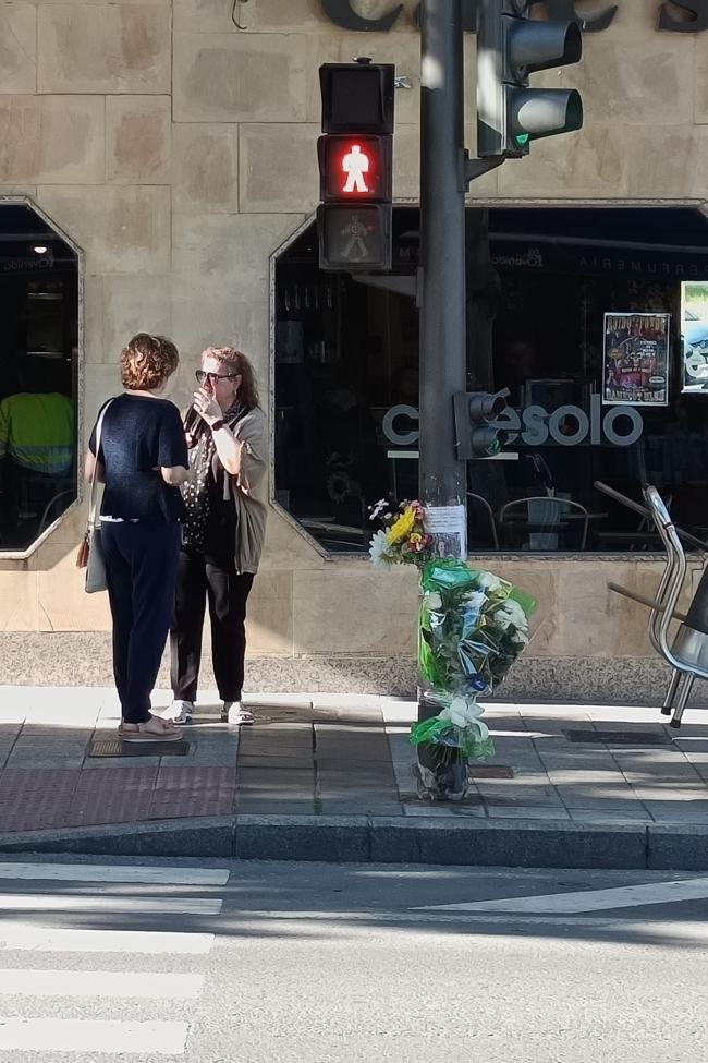 El semáforo del paso de peatones donde se produjo el atropello.