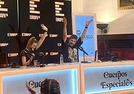 Eva Soriano y Nacho García en el programa 'Cuerpos Especiales'.
