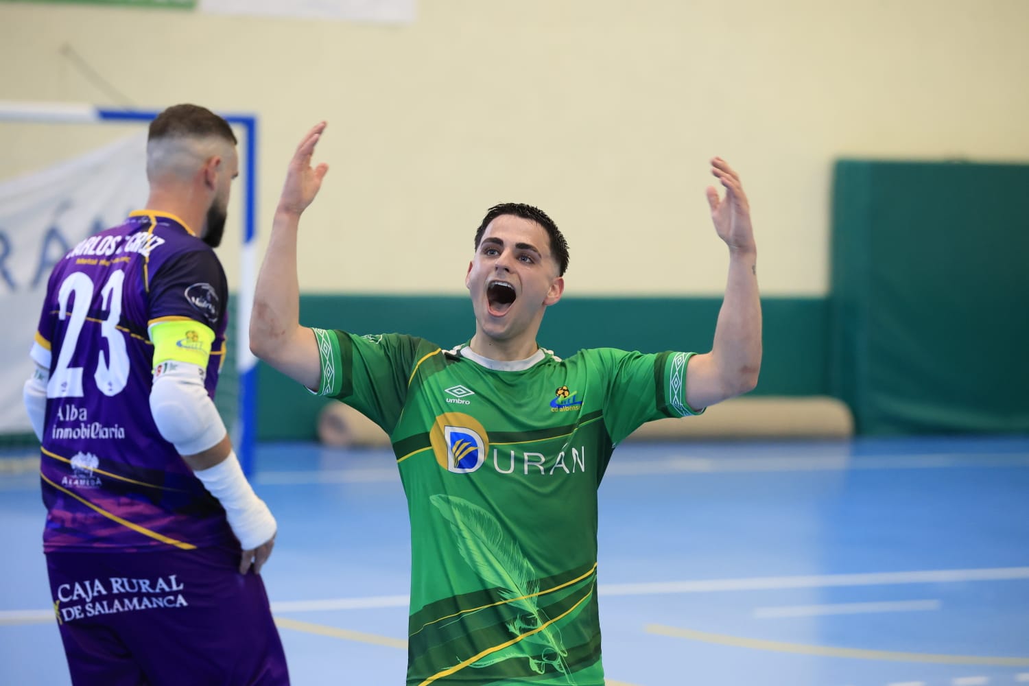 Fiesta del fútbol sala en Salamanca: el Albense se marcha a Navarra al grito de &#039;sí se puede&#039;