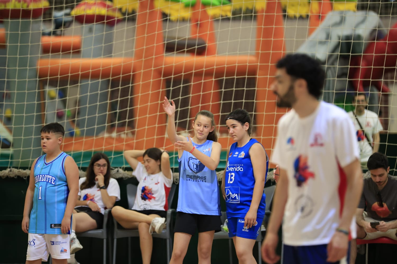 Éxito rotundo de la III Jornada Benéfica de baloncesto en Salamanca por Cheto
