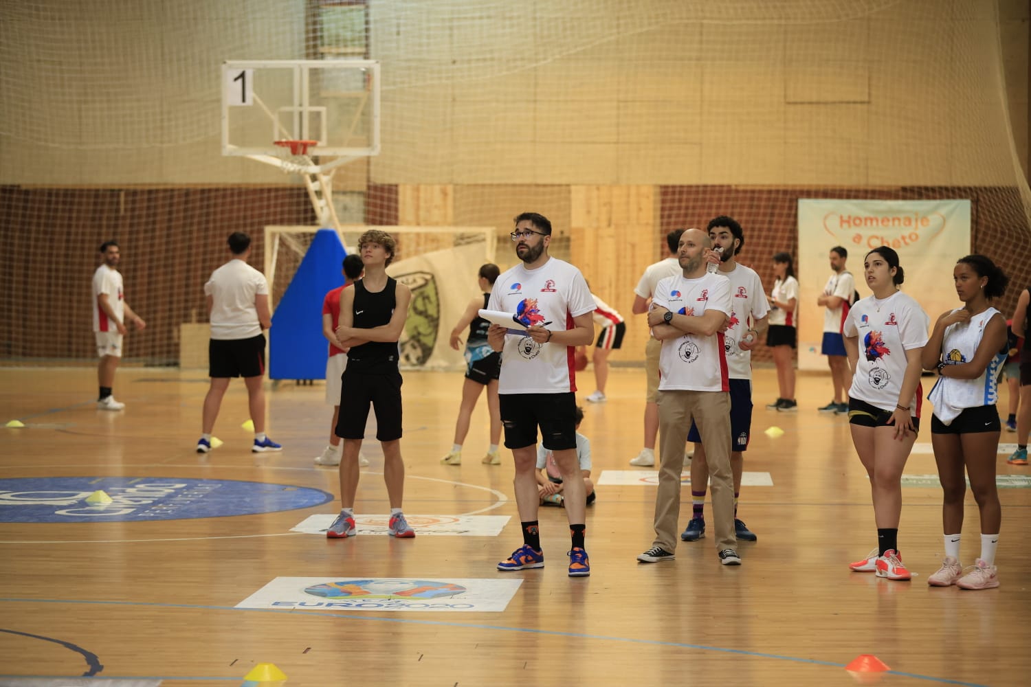 Éxito rotundo de la III Jornada Benéfica de baloncesto en Salamanca por Cheto