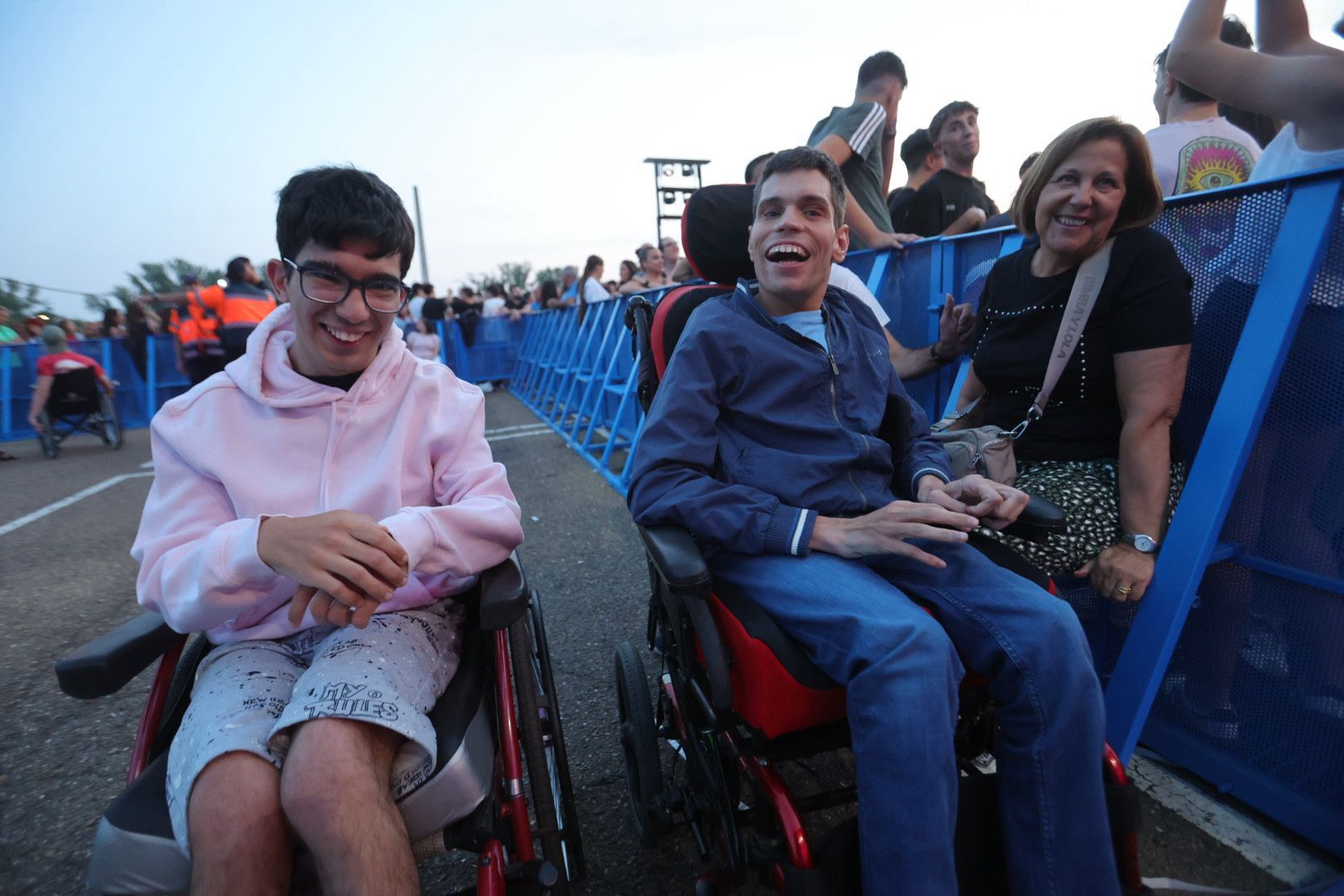 El ambiente de Panorama en Salamanca: colas, chiringuitos a tope y ganas de fiesta