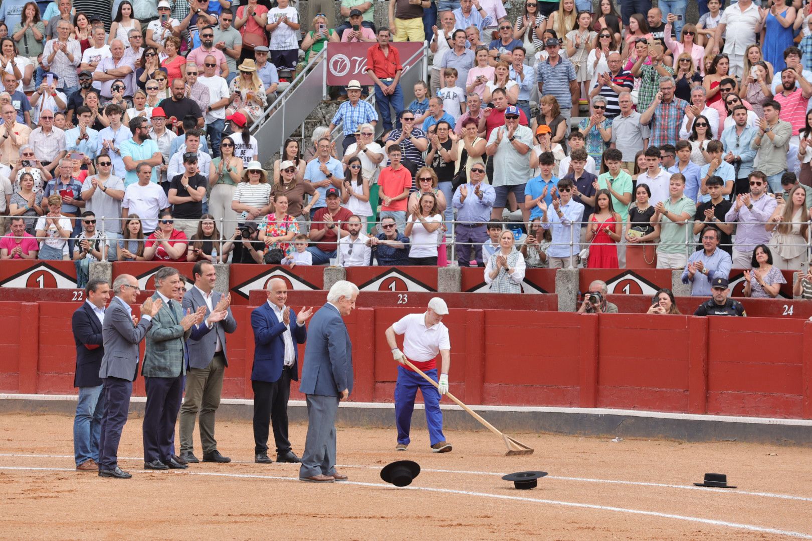 El Viti hace escuela en La Glorieta en una tarde de maestros