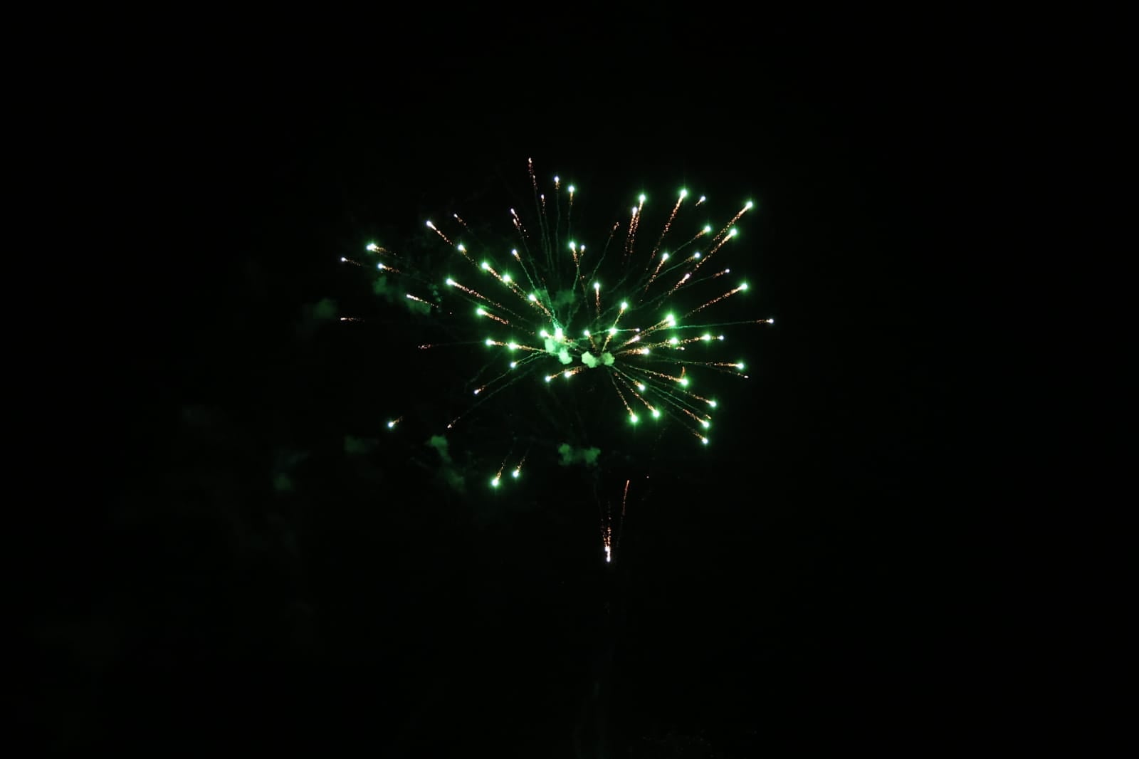 Los barcos de fuego iluminan la segunda jornada del Fácyl en Salamanca