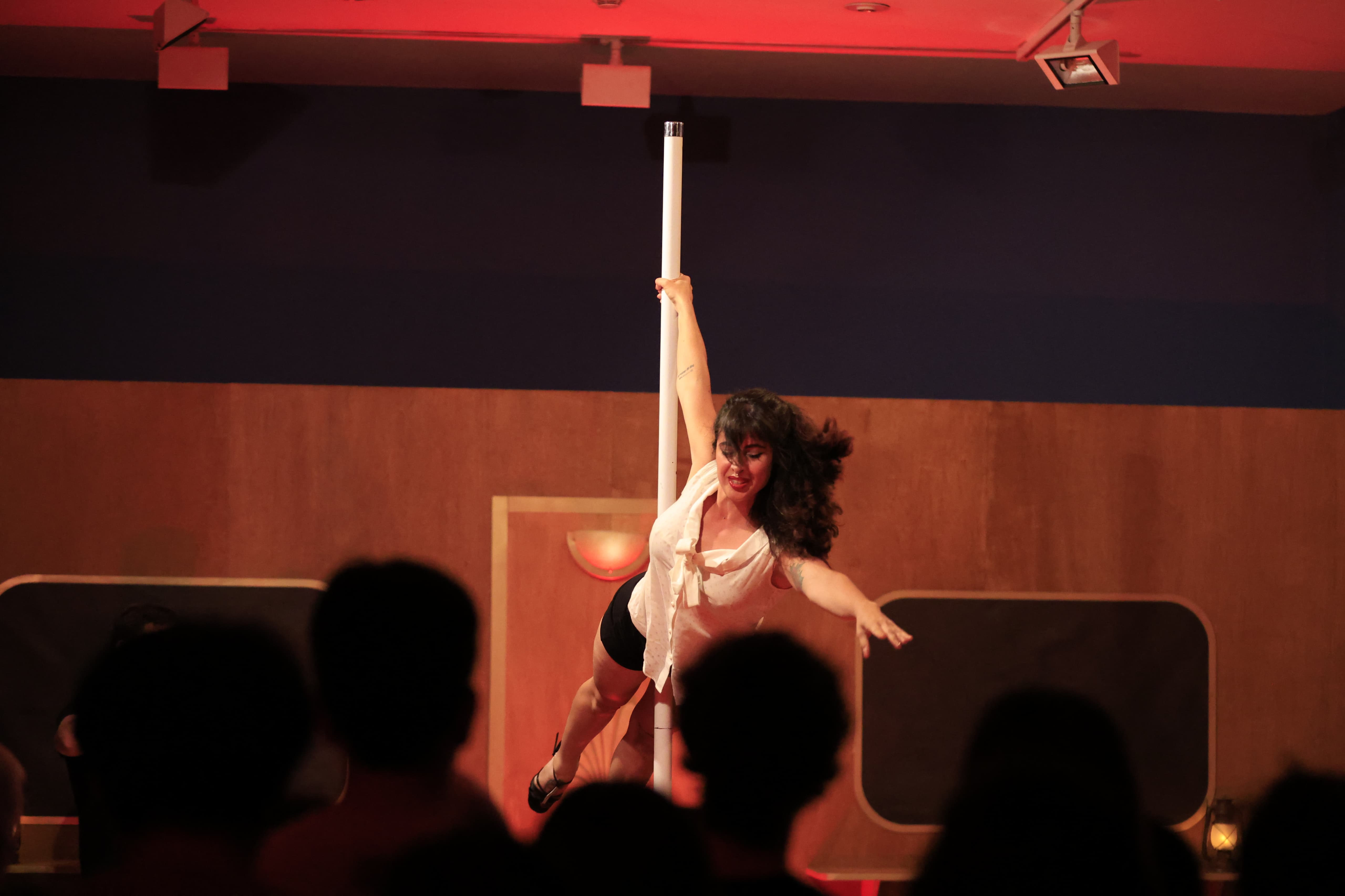 Teatro interactivo y Carlos Escobedo cierran el Fàcyl 2025