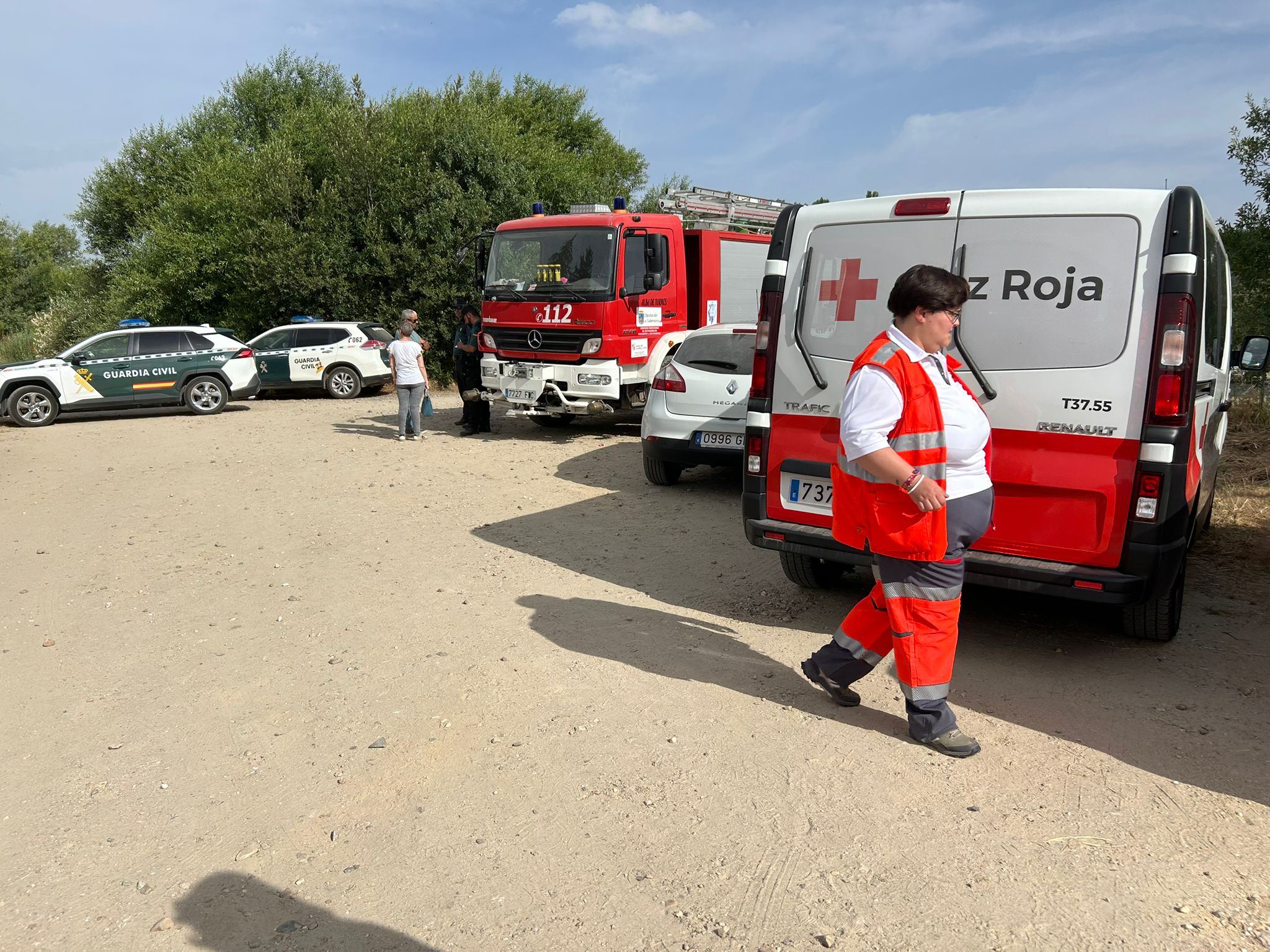 El equipo de buceadores de élite busca ya al joven desaparecido en el Tormes