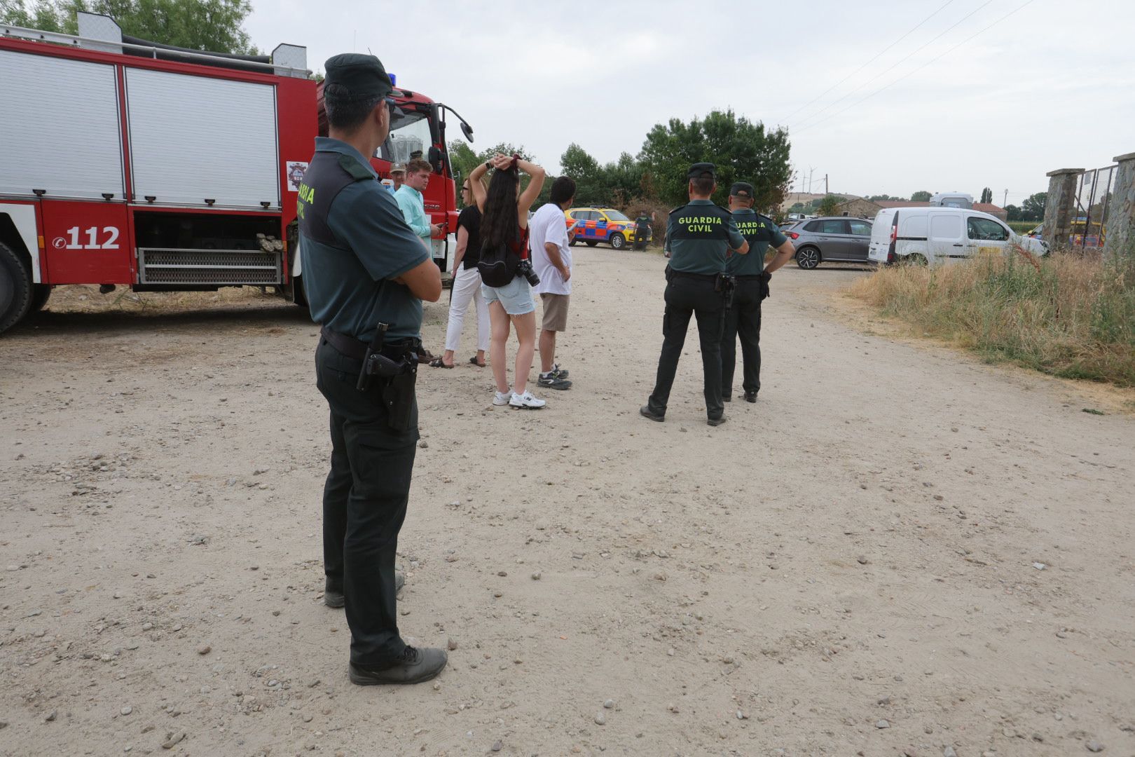 El equipo de buceadores de élite busca ya al joven desaparecido en el Tormes