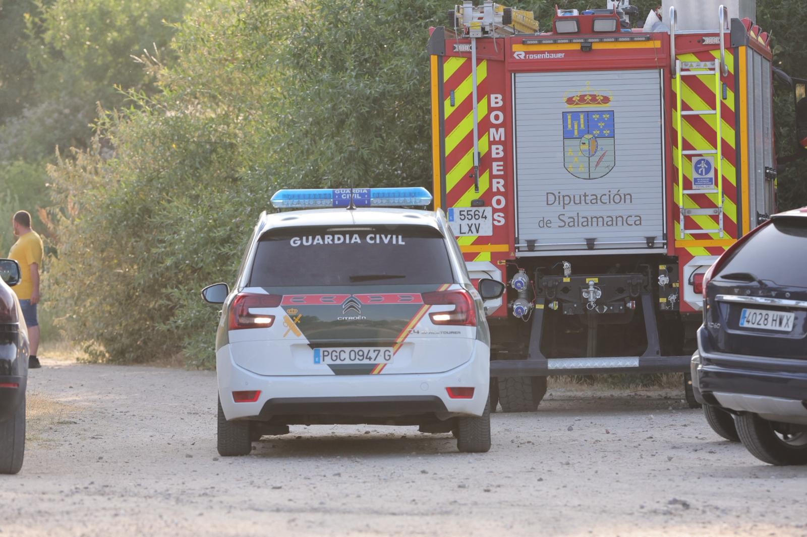 El equipo de buceadores de élite busca ya al joven desaparecido en el Tormes