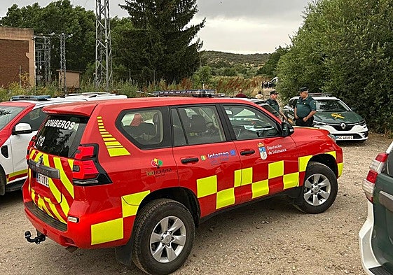 Dispositivo desplegado esta mañana en las inmediaciones del río en Alba de Tormes.