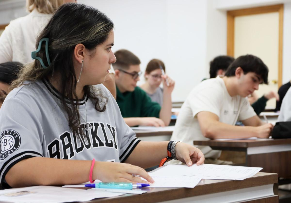 460 estudiantes se matriculan en la convocatoria extraordinaria de la PAU en el distrito universitario de Salamanca