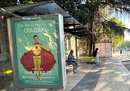 Parada de autobús en Salamanca en Pº de Carmelitas 94.