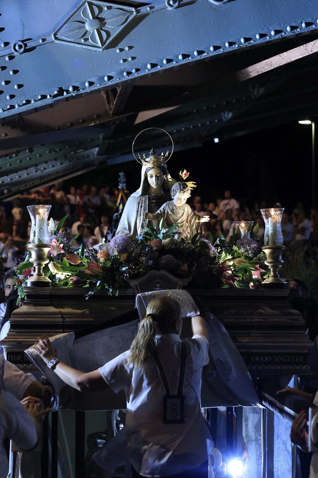 En imágenes, la procesión de la Virgen del Carmen en Salamanca