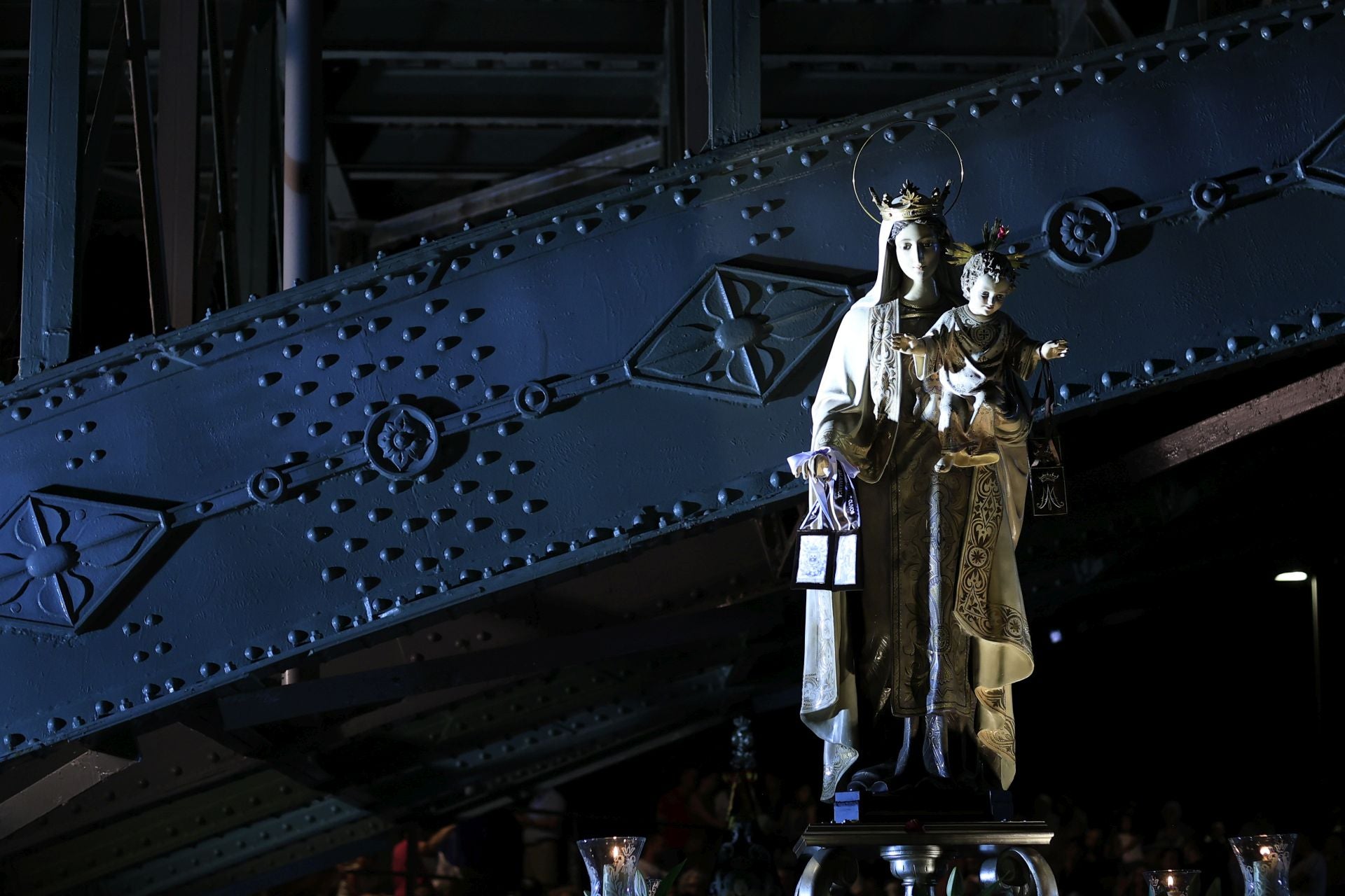 En imágenes, la procesión de la Virgen del Carmen en Salamanca