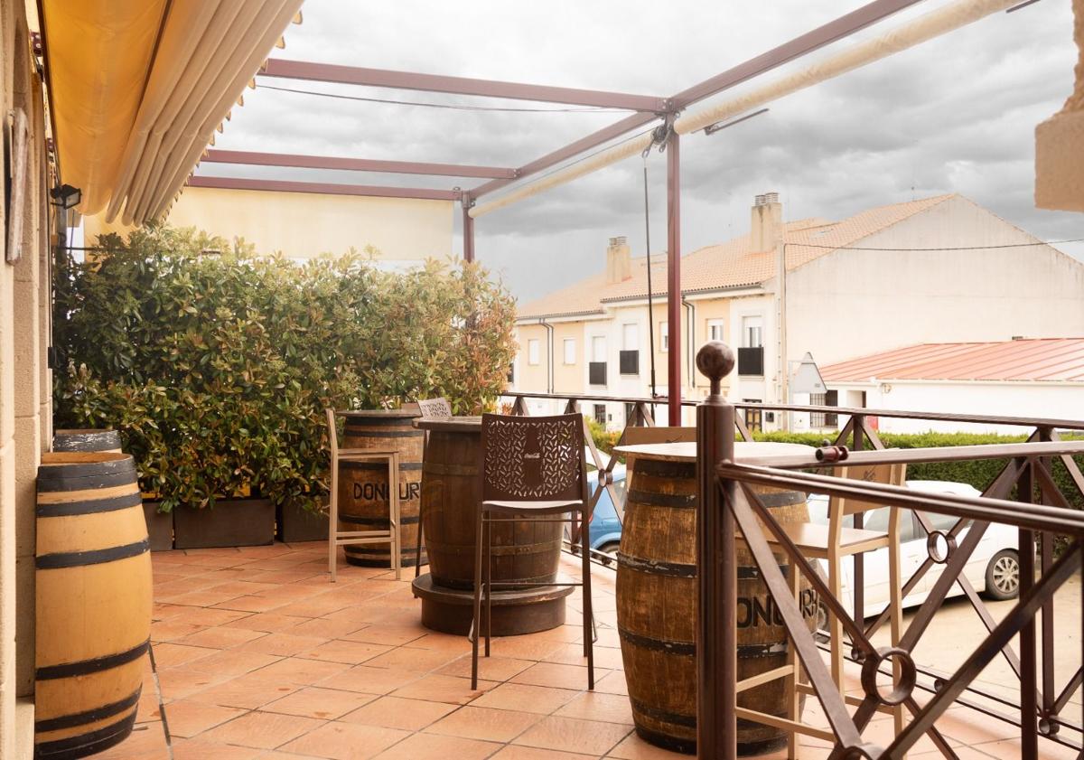 Imagem principal - o restaurante lucrativo de uma cidade em Salamanca à venda que é forçada às montanhas