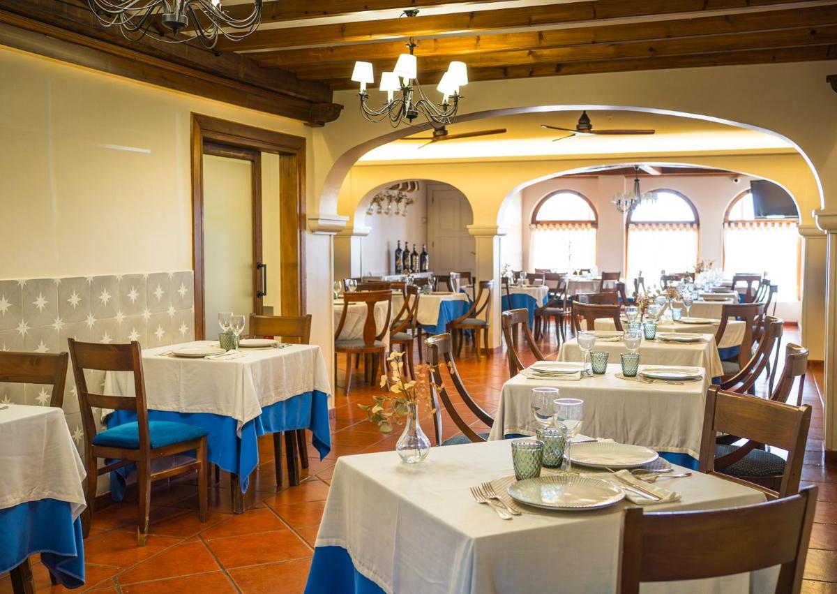 Imagem secundária 1 - O restaurante lucrativo de uma cidade em Salamanca para venda que é forçada às montanhas