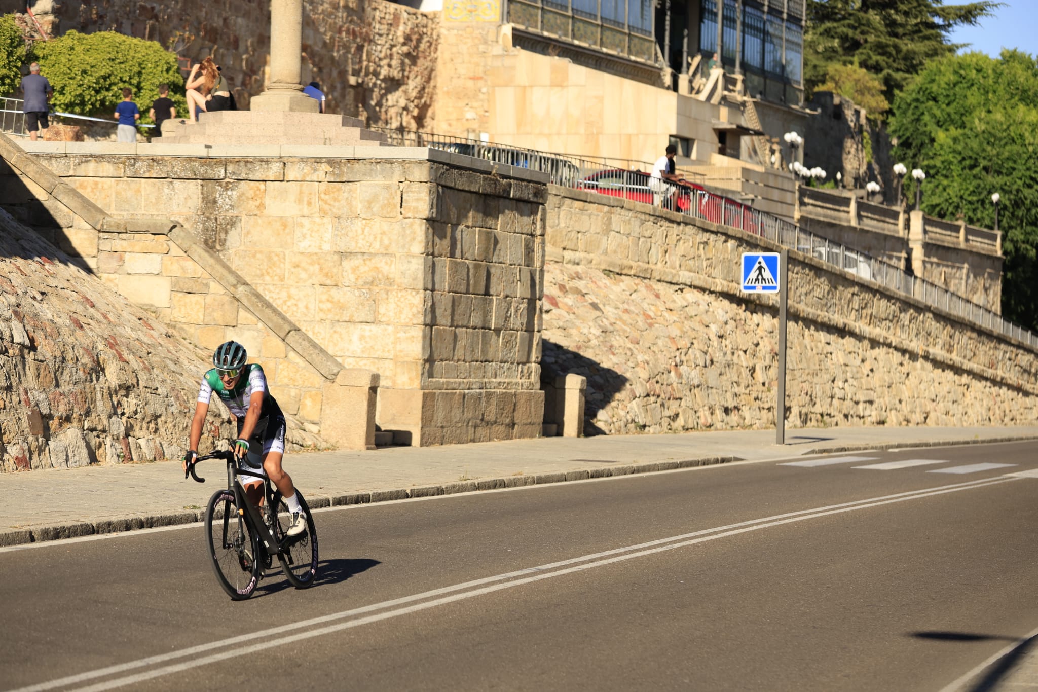 Salamanca inaugura la Vuelta Ciclista a Castilla y León Sub-23 y Élite