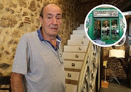 Leo Martín Sánchez, propietario del bar 'Montero' en la plaza del Corrillo.