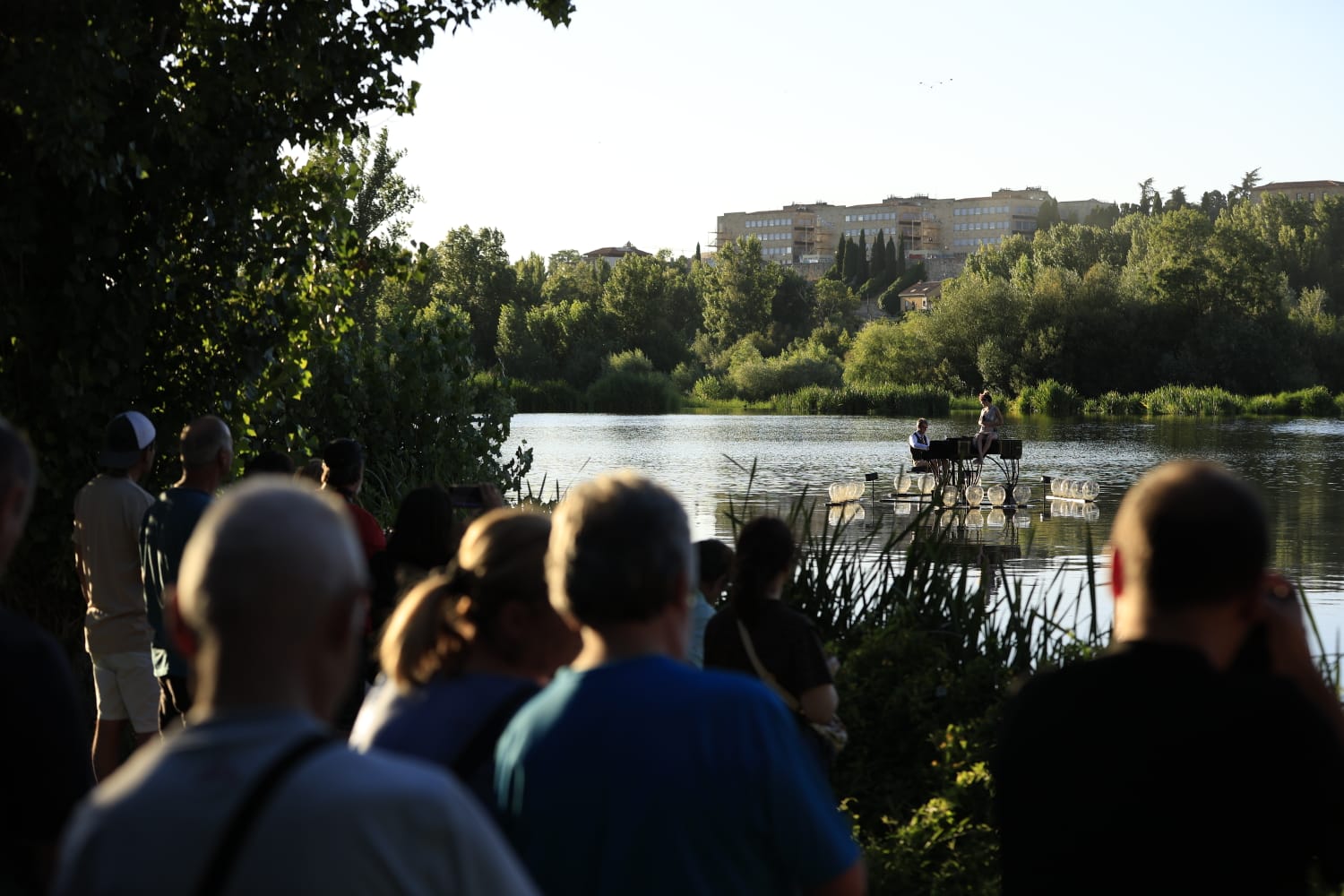 El río Tormes de Salamanca, convertido en un escenario único