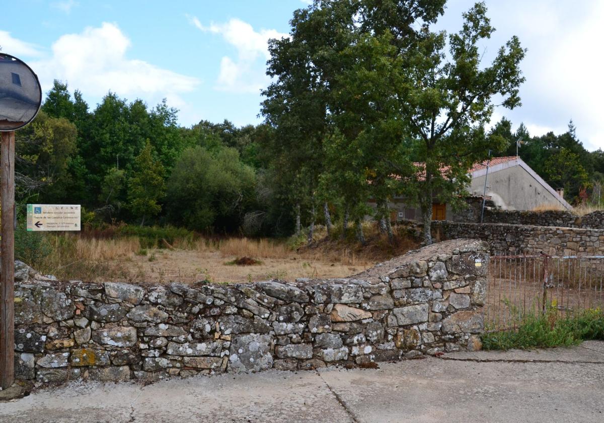 El solar en venta en este pueblo de Salamanca.